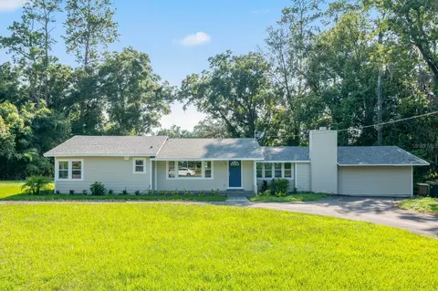 2224 SE Lake Weir Ave, Ocala, FL 34471