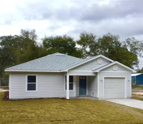 130 John St, Hawthorne, FL 32640