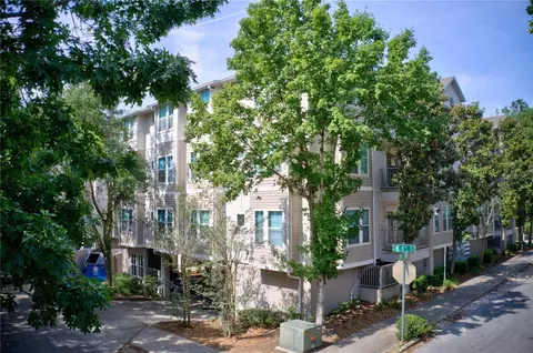 835 SW 9th St #211, Gainesville, FL 32601