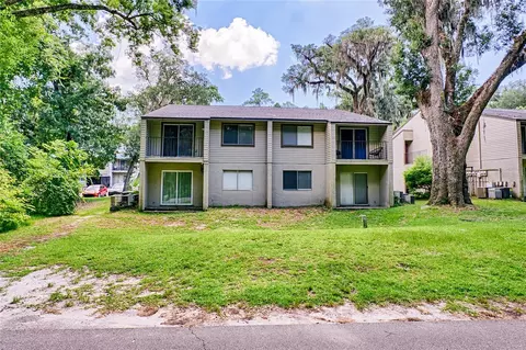 1035 SW 9th St #H24, Gainesville, FL 32601