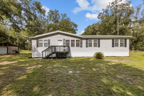 1379 SW 70th Ave, Bell, FL 32619