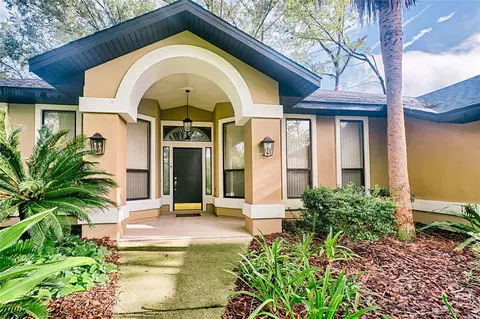 8136 SW 9th Ln, Gainesville, FL 32607