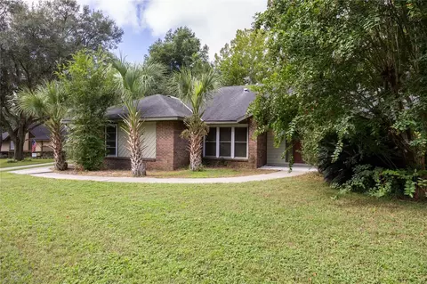 3420 NW 32nd Dr, Gainesville, FL 32605