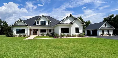 4025 NW 159th Dr, Newberry, FL 32669