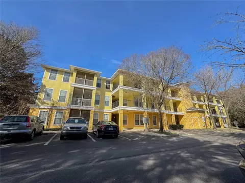 2271 NW 16th Ter, Gainesville, FL 32605