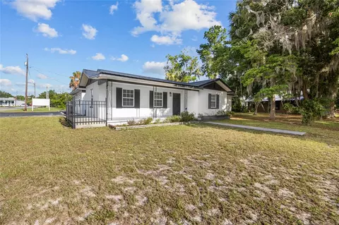 304 NE 1 St, Chiefland, FL 32626