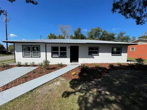 618 SE 14th St, Gainesville, FL 32641