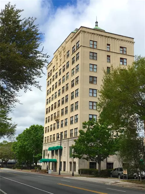 408 W University Ave #9D, Gainesville, FL 32601