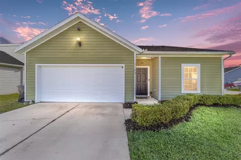 7703 NW 21st Ter, Gainesville, FL 32609
