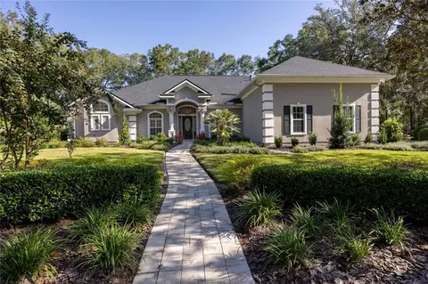 3904 SW 95th Dr, Gainesville, FL 32608