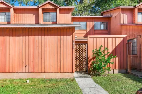 5810 SW 8th Pl, Gainesville, FL 32607