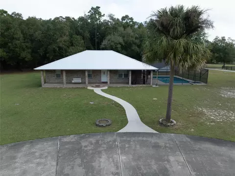 6836 Womans Club Dr, Keystone Heights, FL 32656
