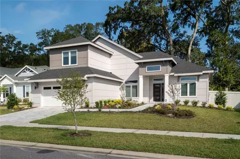 12424 SW 4th Pl, Newberry, FL 32669