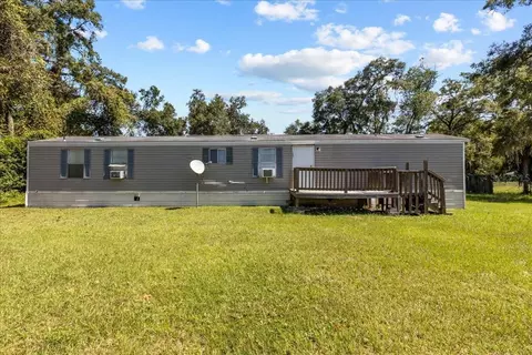 132 SW 17th Ave, Chiefland, FL 32626