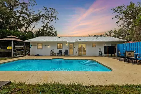 312 NE 4th Ave, Williston, FL 32696