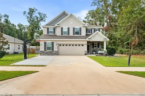 1076 NW 233 Dr, Newberry, FL 32669