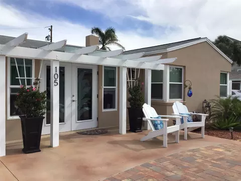 105 161st Ave, Redington Beach, FL 33708
