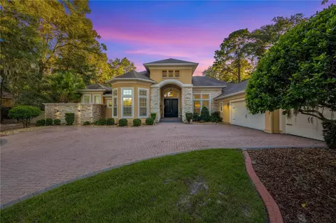 10549 SW 39th Pl, Gainesville, FL 32608