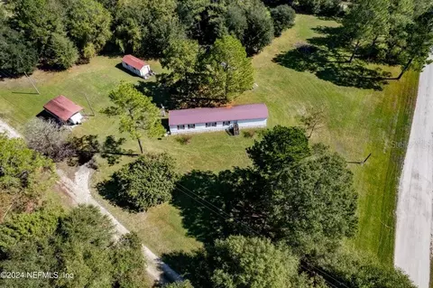 23387 NW 32nd Pl, Lawtey, FL 32058