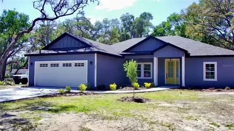 242 SE 2nd Ave, Melrose, FL 32666