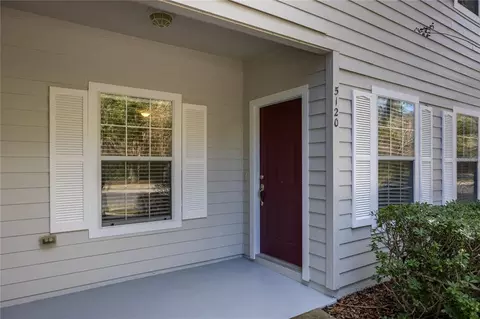 5120 NW 21st Dr, Gainesville, FL 32605