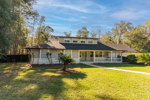 13727 SW 1st Ln, Newberry, FL 32669