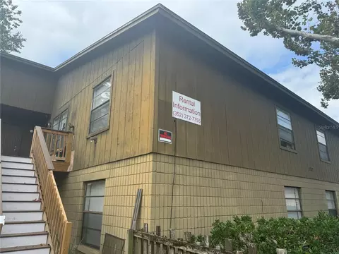 3212 SW 25th Dr, Gainesville, FL 32608