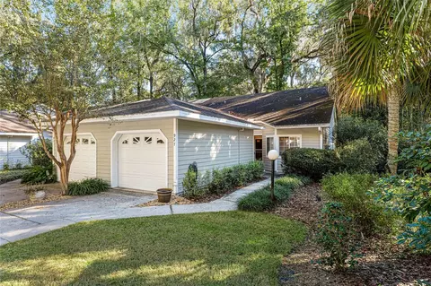 927 SW 51st Way, Gainesville, FL 32607