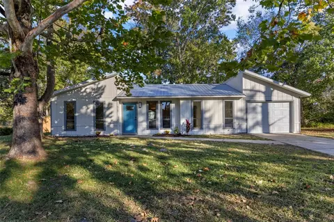 6705 NW 27th St, Gainesville, FL 32653