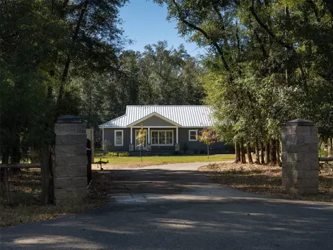 26489 NW 206th Pl, High Springs, FL 32643