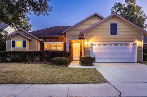 8989 SW 75th Ln, Gainesville, FL 32608