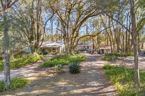 554 SW Colgate Loop, Fort White, FL 32038