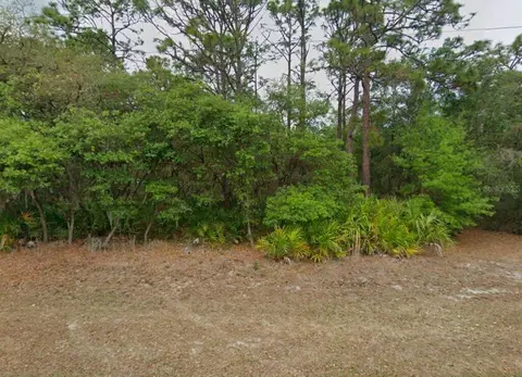 12071 W Appletree Pl, Crystal River, FL 34428