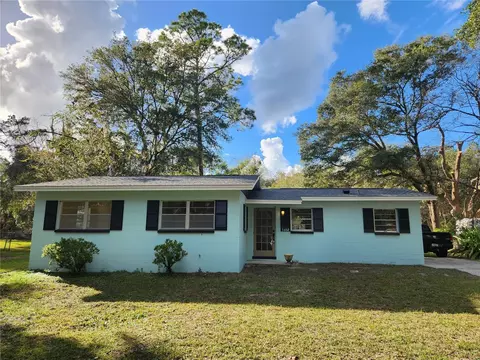 3402 NE 11th Ter, Gainesville, FL 32609