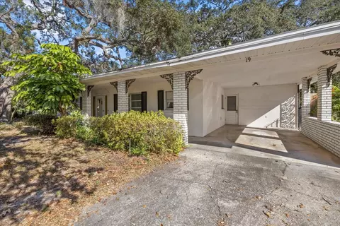 19 Ventura Dr, Dunedin, FL 34698