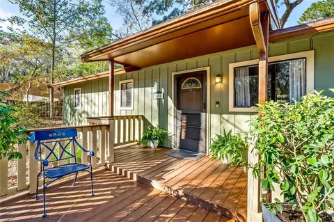 3006 NW 39th Pl, Gainesville, FL 32605