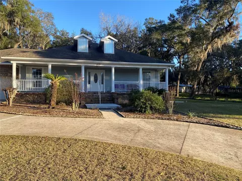 409 SE 4th Ave, Melrose, FL 32666