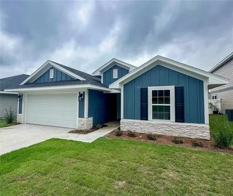 25093 SW 23rd Rd, Newberry, FL 32669