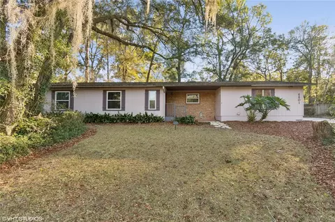 6801 NW 43 Pl, Gainesville, FL 32606