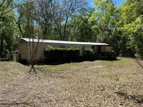 17319 NE 72nd Pl, Hawthorne, FL 32640