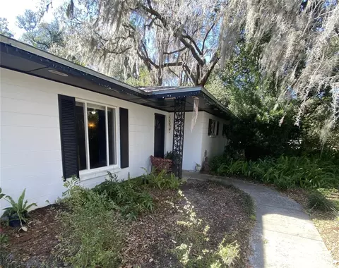 3541 NW 35th Pl, Gainesville, FL 32605