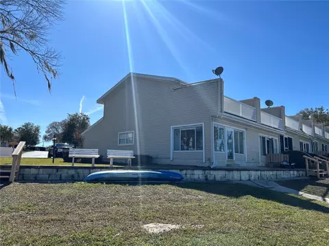 11001 SE Sunset Harbor Rd #B09, Summerfield, FL 34491