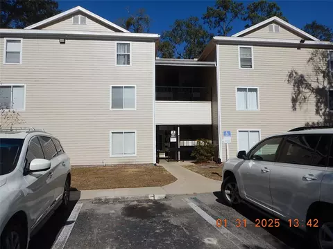 3800 SW 20th Ave #602, Gainesville, FL 32607
