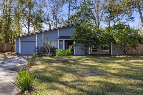 2401 NW 54th Pl, Gainesville, FL 32653