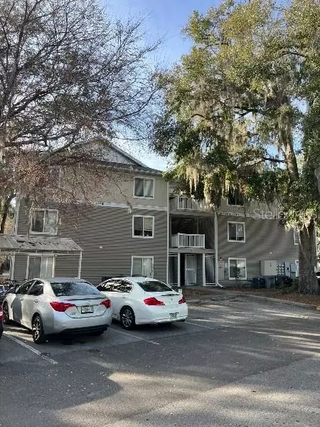 4000 SW 23rd St #2-102, Gainesville, FL 32608