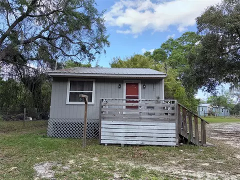 1201 Cr 20a, Hawthorne, FL 32640