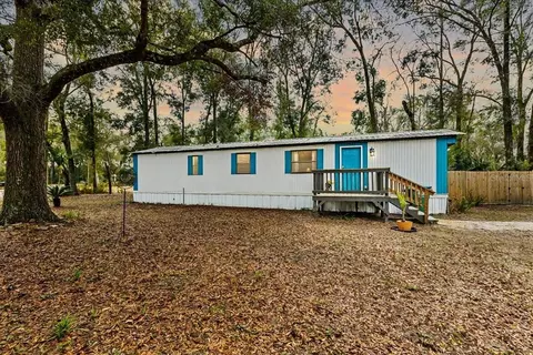 1032 NE 12th Ave, Trenton, FL 32693