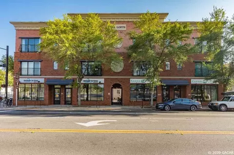 20 SW 6th St #207, Gainesville, FL 32601