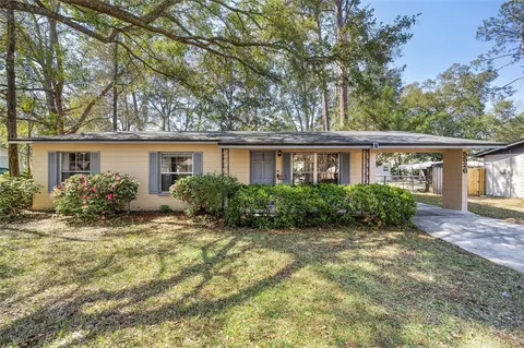 5526 NW 26th St, Gainesville, FL 32653