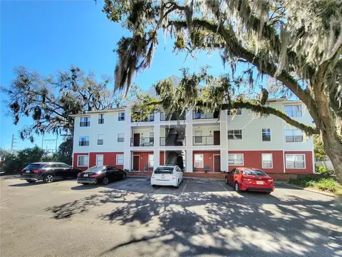 2360 SW Archer Rd #512, Gainesville, FL 32608